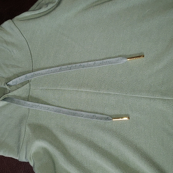 Gymshark x Whitney Simmons 2 hoodie, size medium - Picture 2 of 5